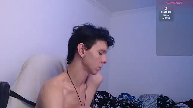 bryamado69 online show from 04-25-26, 08:17