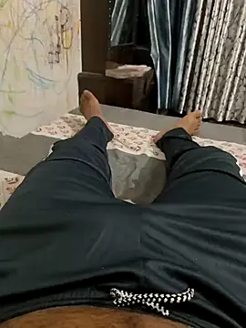 Snapshot of Gururonny07 chatting on 12-06-24, 07:45 Gururonny07 online show from 12-06-24, 07:45