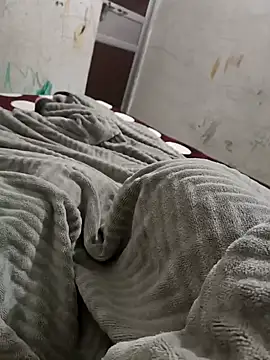 Snapshot of Gururonny07 chatting on 12-07-24, 09:06 Gururonny07 online show from 12-07-24, 09:06