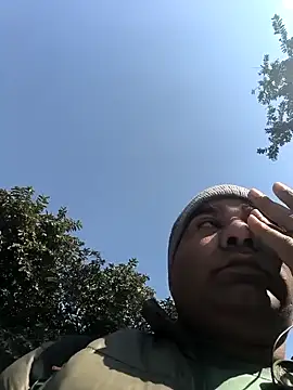 Snapshot of Gururonny07 chatting on 02-08-25, 08:20 Gururonny07 online show from 02-08-25, 08:20