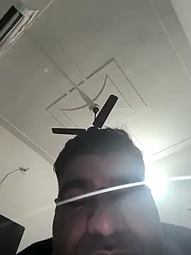 Snapshot of Gururonny07 chatting on 02-16-25, 08:10 Gururonny07 online show from 02-16-25, 08:10