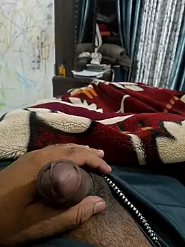 Snapshot of Gururonny07 chatting on 02-22-25, 05:24 Gururonny07 online show from 02-22-25, 05:24