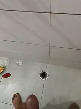 Snapshot of Gururonny07 chatting on 10-03-25, 02:08 Gururonny07 online show from 10-03-25, 02:08