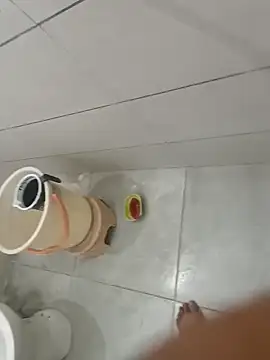 Snapshot of Gururonny07 chatting on 10-16-25, 11:28 Gururonny07 online show from 10-16-25, 11:28