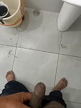 Snapshot of Gururonny07 chatting on 11-02-25, 12:35 Gururonny07 online show from 11-02-25, 12:35