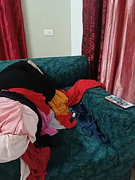 BongQueen9 online show from 06-24-26, 12:42
