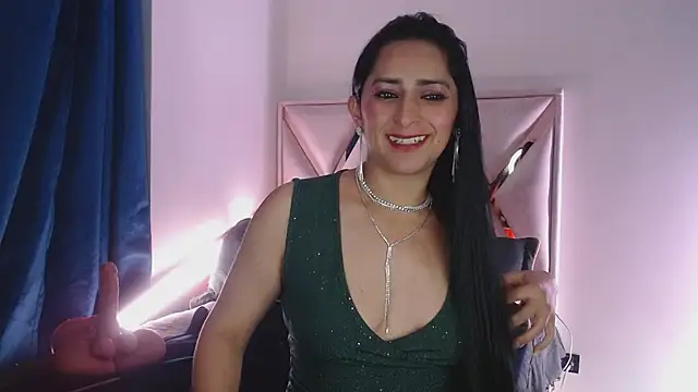 Snapshot of Andrea_Sexx_ chatting on 02-01-25, 02:58 Andrea Sexx  online show from 02-01-25, 02:58