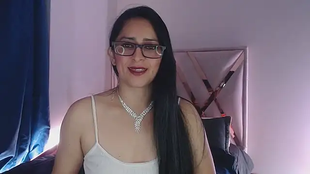 Snapshot of Andrea_Sexx_ chatting on 02-06-25, 04:42 Andrea Sexx  online show from 02-06-25, 04:42