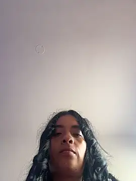 Laura fernandezII online show from 11-03-25, 07:37