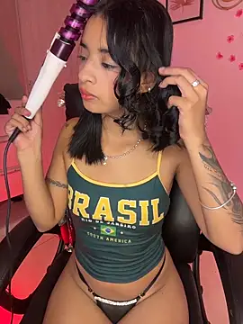 Laura fernandezII online show from 05-28-26, 02:09