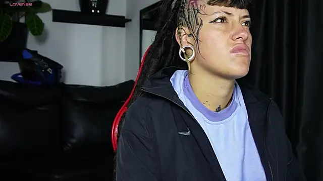  sharlotte777 online show from 03-31-26, 02:06