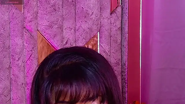 SarahBrunet online show from 04-18-26, 07:58