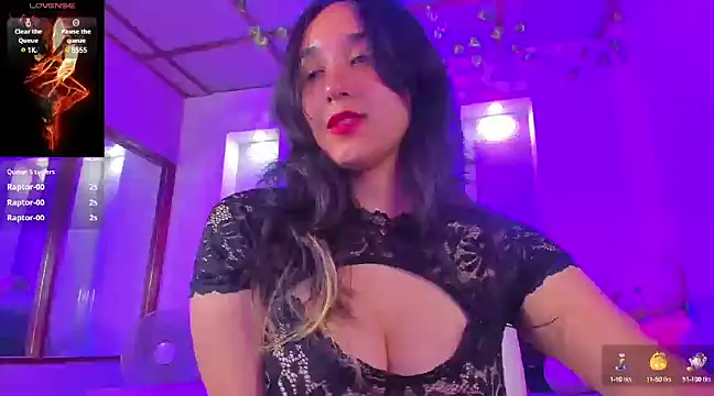 Snapshot of juliieta_love chatting on 02-04-25, 10:55 juliieta love online show from 02-04-25, 10:55