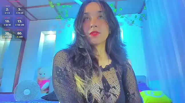 Snapshot of juliieta_love chatting on 02-11-25, 08:10 juliieta love online show from 02-11-25, 08:10