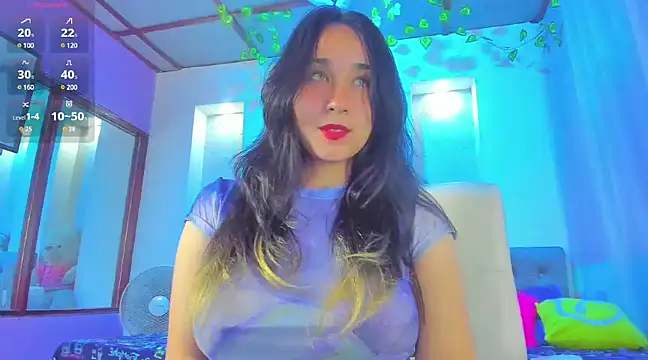 Snapshot of juliieta_love chatting on 02-13-25, 07:10 juliieta love online show from 02-13-25, 07:10