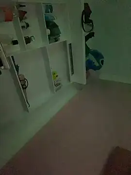 Snapshot of Miaa_coopeer chatting on 01-14-25, 07:27 Miaa coopeer online show from 01-14-25, 07:27