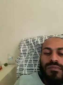 islandvybee55 online show from 02-08-25, 10:29