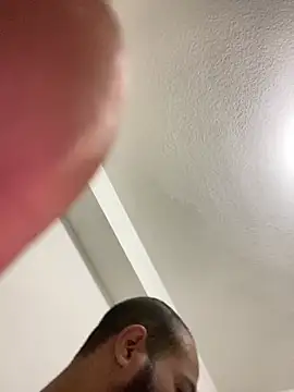 islandvybee55 online show from 02-09-25, 04:36