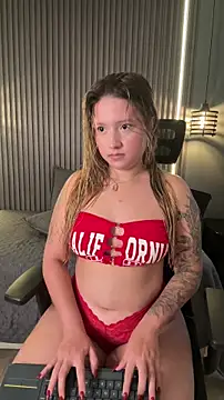 MiaPetit  online show from 01-13-26, 12:43