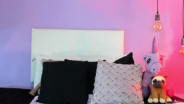 Charlotte11-11 online show from 09-15-25, 03:56