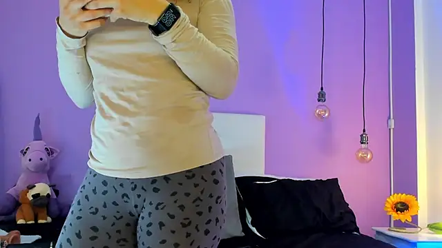 Charlotte11-11 online show from 10-11-25, 02:26