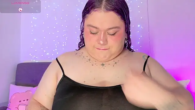 lunitaa0 online show from 06-18-26, 09:47