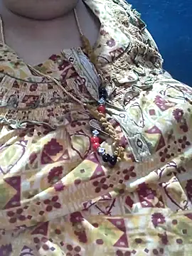 tamilthanushri online show from 04-21-26, 03:35