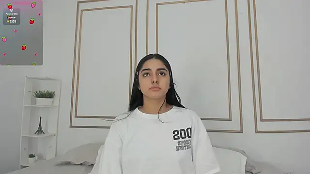 Snapshot of natalia_aguirre1 chatting on 02-10-25, 12:29 natalia aguirre1 online show from 02-10-25, 12:29