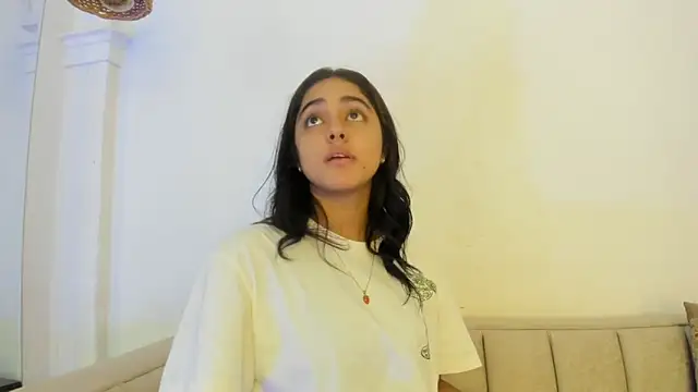 Snapshot of natalia_aguirre1 chatting on 10-13-25, 12:27 natalia aguirre1 online show from 10-13-25, 12:27