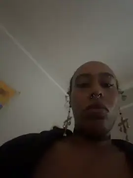Snapshot of loveluna8 chatting on 06-13-26, 01:09 loveluna8 online show from 06-13-26, 01:09