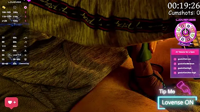 coupleofficial online show from 01-27-25, 10:49