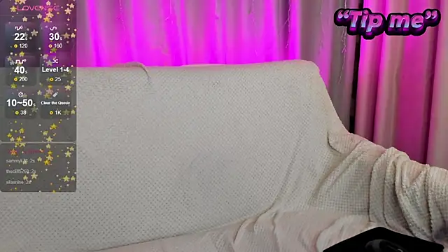 Snapshot of Lesi_Moonie01 chatting on 02-03-25, 02:45 Lesi Moonie01 online show from 02-03-25, 02:45