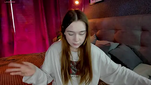 Snapshot of Lesi_Moonie01 chatting on 09-13-25, 07:41 Lesi Moonie01 online show from 09-13-25, 07:41