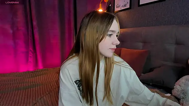 Snapshot of Lesi_Moonie01 chatting on 10-29-25, 09:33 Lesi Moonie01 online show from 10-29-25, 09:33