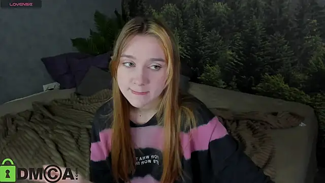 Snapshot of Lesi_Moonie01 chatting on 11-04-25, 07:07 Lesi Moonie01 online show from 11-04-25, 07:07