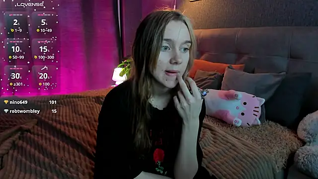 Snapshot of Lesi_Moonie01 chatting on 11-12-25, 09:32 Lesi Moonie01 online show from 11-12-25, 09:32