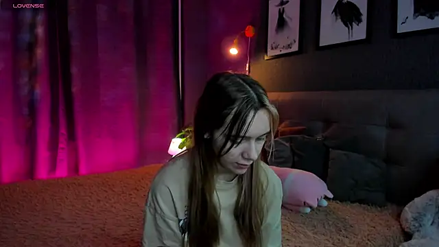 Snapshot of Lesi_Moonie01 chatting on 11-13-25, 09:19 Lesi Moonie01 online show from 11-13-25, 09:19