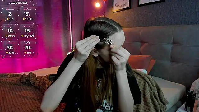 Snapshot of Lesi_Moonie01 chatting on 11-29-25, 09:23 Lesi Moonie01 online show from 11-29-25, 09:23