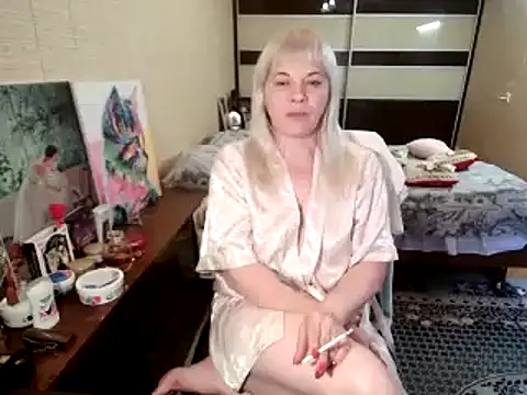 Lia Laguna77 online show from 07-19-26, 07:01