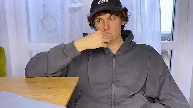 alyx garden online show from 04-30-26, 09:04