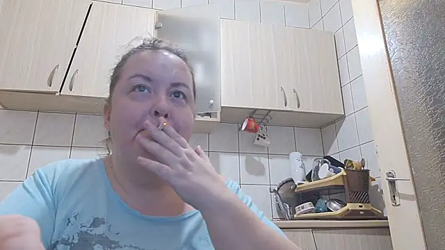 Snapshot of melissaBlessing chatting on 01-15-25, 04:36 melissaBlessing online show from 01-15-25, 04:36