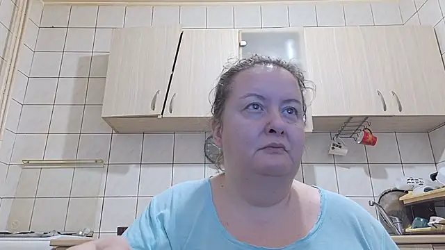 Snapshot of melissaBlessing chatting on 01-20-25, 06:31 melissaBlessing online show from 01-20-25, 06:31