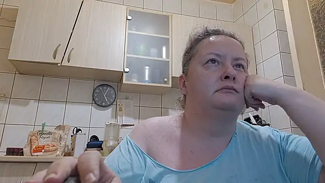 Snapshot of melissaBlessing chatting on 04-29-26, 02:04 melissaBlessing online show from 04-29-26, 02:04
