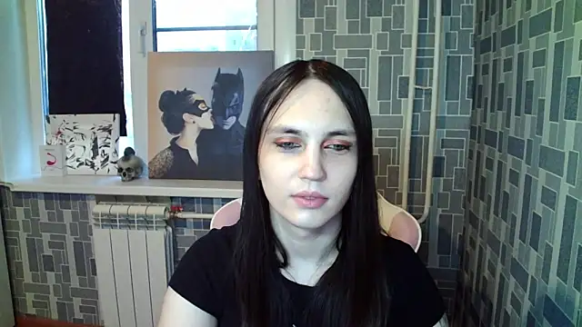 Snapshot of BlackHe4rts_ chatting on 10-31-25, 01:28 BlackHe4rts  online show from 10-31-25, 01:28