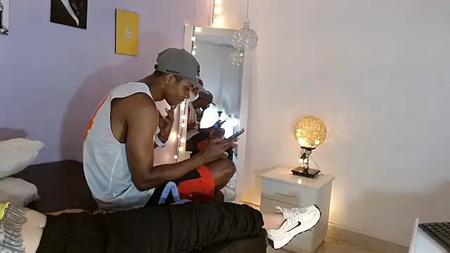 Snapshot of Kimandyuk chatting on 01-21-25, 08:32 Kimandyuk online show from 01-21-25, 08:32