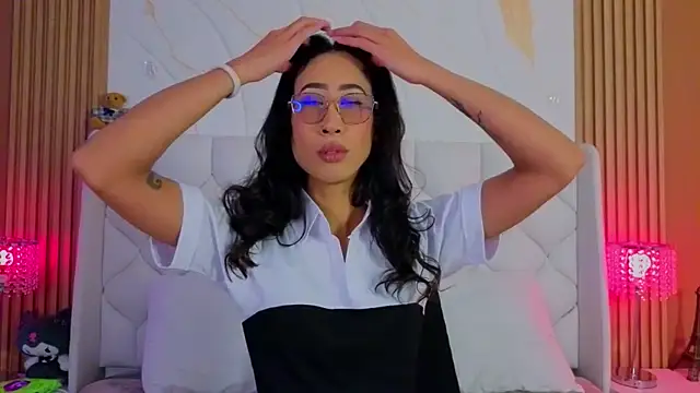 GabyPetit online show from 02-21-26, 11:55