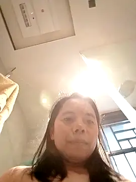 Snapshot of doggiepossession chatting on 09-19-25, 06:59 doggiepossession online show from 09-19-25, 06:59