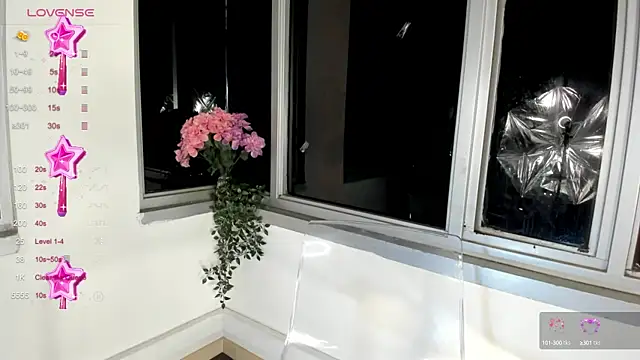 Snapshot of Megan_Lim chatting on 01-10-25, 10:17 Megan Lim online show from 01-10-25, 10:17