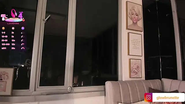 Snapshot of Megan_Lim chatting on 02-21-25, 10:17 Megan Lim online show from 02-21-25, 10:17