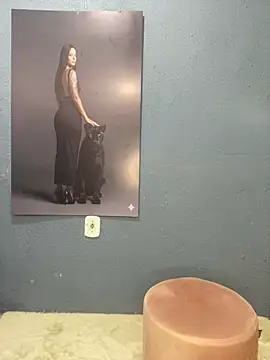 Elamesmamorena online show from 11-25-25, 11:54